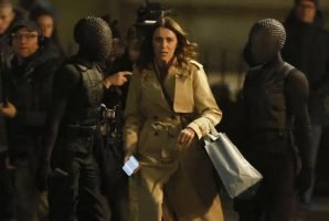 KEELEY HAWES PODE INTERPRETAR A MÃE DE LARA CROFT NA NOVA SÉRIE TOMB RAIDER!